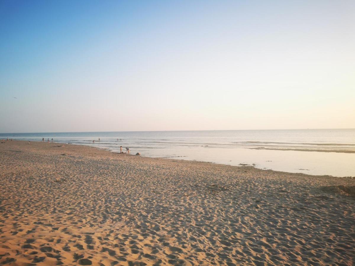 Appartement Vue Mer Au Pied De La Plage De แมร์ลิมงต์ ภายนอก รูปภาพ